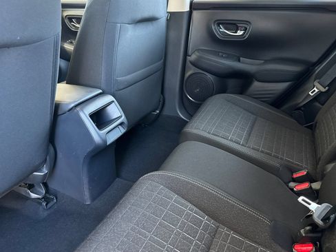 Certified 2024 Honda HR-V LX image 12