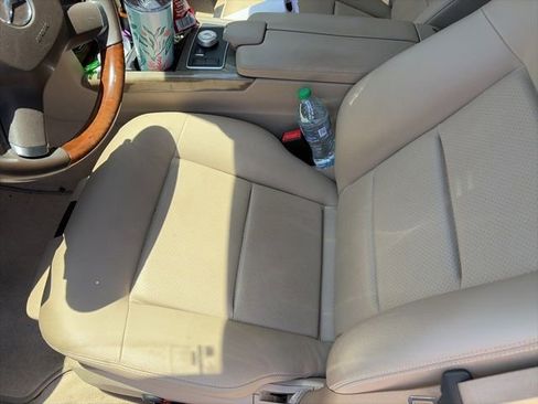 Used 2010 Mercedes-Benz E 350 Sedan image 4