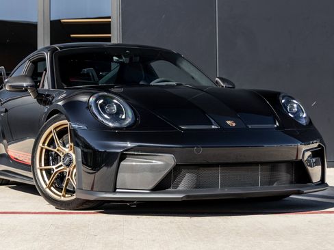 Certified 2025 Porsche 911 GT3 image 9