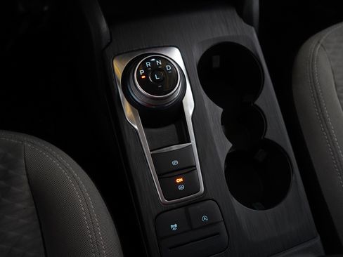 Used 2022 Ford Escape SE image 25