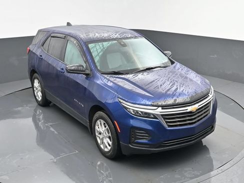 Used 2022 Chevrolet Equinox LS w/ LS Convenience Package AWD/4WD image 19