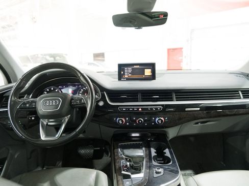 Used 2017 Audi Q7 3.0T Premium Plus image 28