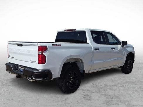 Used 2025 Chevrolet Silverado 1500 Custom Trail Boss AWD/4WD image 11
