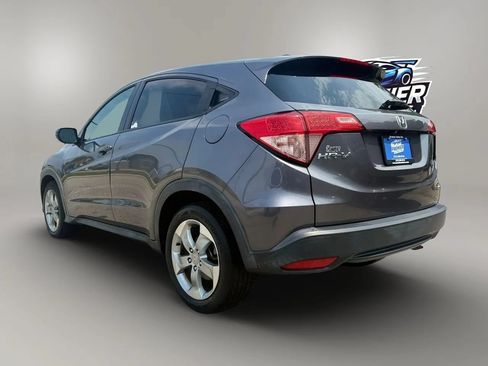 Used 2017 Honda HR-V EX image 5