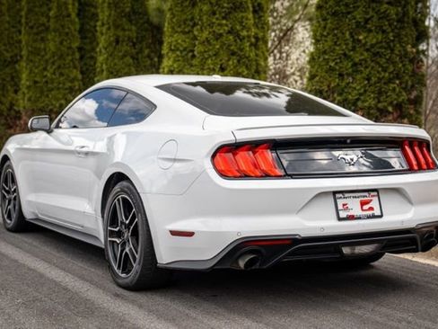 Used 2018 Ford Mustang Premium RWD image 13
