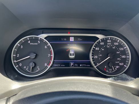 Used 2025 Nissan Sentra SV FWD image 38
