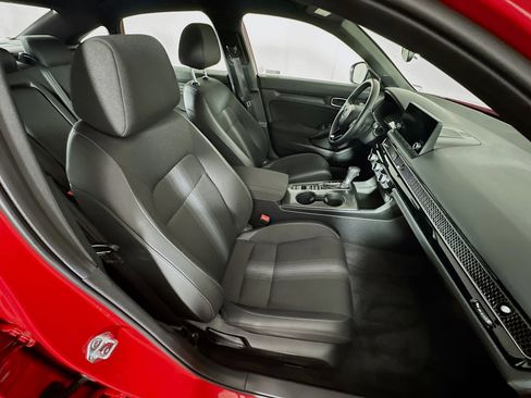 Used 2025 Honda Civic Sport image 30