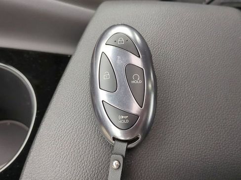 New 2026 Hyundai Elantra Limited FWD image 29