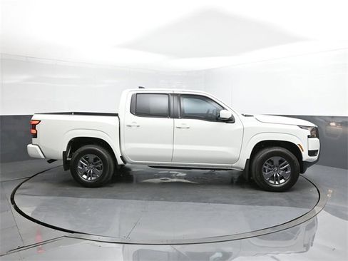 New 2025 Nissan Frontier SV image 26