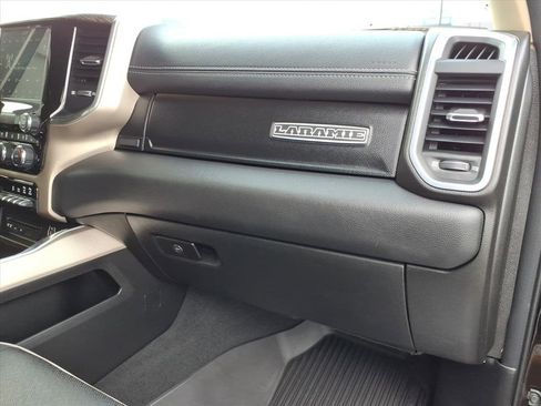 Used 2019 RAM 1500 Laramie image 11