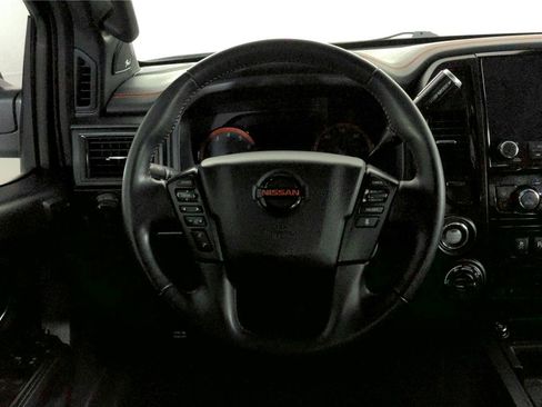 Used 2021 Nissan Titan PRO-4X w/ Pro-4x Convenience Package AWD/4WD image 26