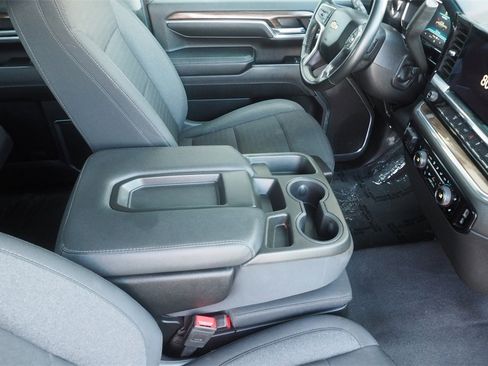 Used 2024 Chevrolet Silverado 2500 LT image 24