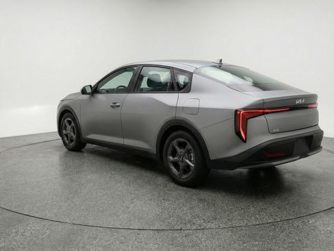 Used 2025 Kia K4 FWD image 6
