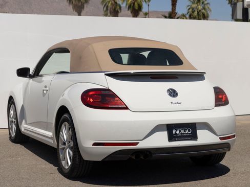 Used 2019 Volkswagen Beetle 2.0T SE FWD image 7