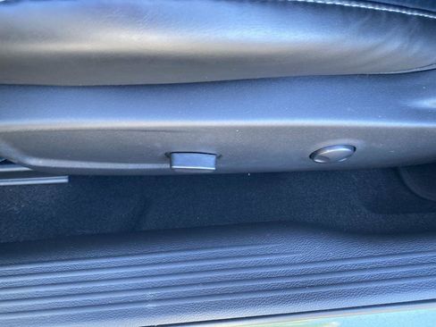 Used 2023 Dodge Challenger R/T w/ Plus Package image 12