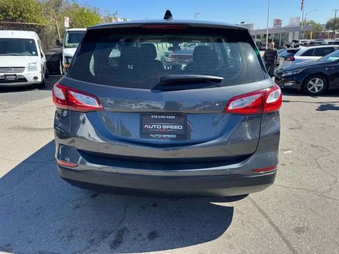 Used 2021 Chevrolet Equinox LS FWD image 5