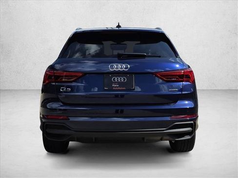 Certified 2025 Audi Q3 2.0T Premium w/ Convenience Package AWD/4WD image 6
