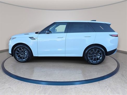 New 2026 Land Rover Range Rover Sport SE image 8