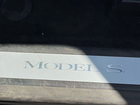 Used 2020 Tesla Model S Long Range AWD/4WD image 15