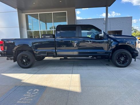 Certified 2023 Ford F250 XL w/ STX Appearance Package AWD/4WD image 8
