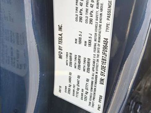 Used 2018 Tesla Model 3 Long Range image 25