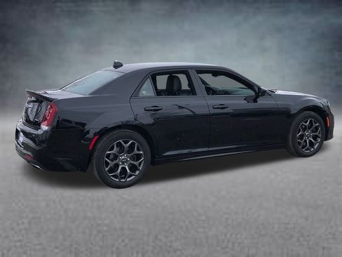 Used 2018 Chrysler 300 S w/ S Model Appearance Package image 8