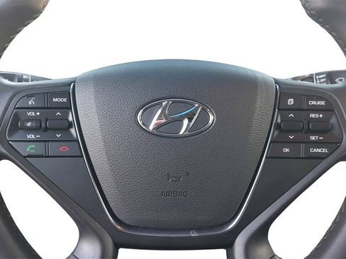 Used 2017 Hyundai Sonata Plug-In Hybrid image 20