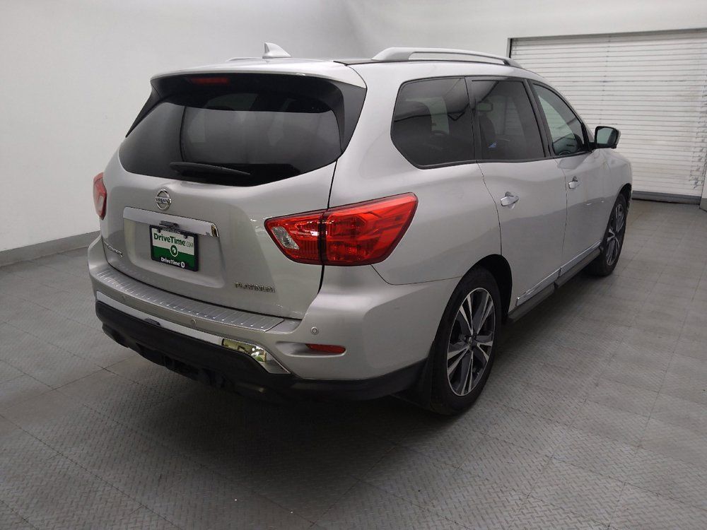 Used 2019 Nissan Pathfinder Platinum FWD image 9