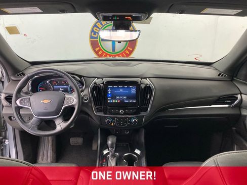 Used 2023 Chevrolet Traverse LT w/ Rear Camera Mirror Package image 8
