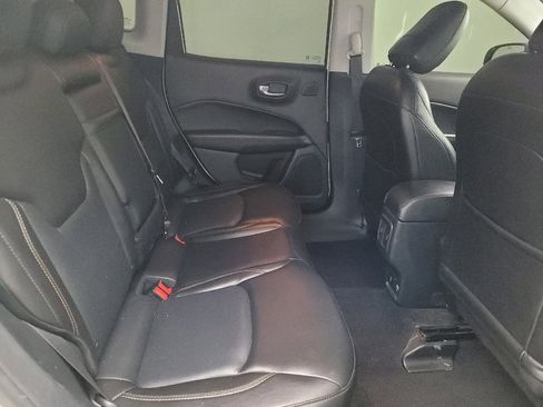 Used 2018 Jeep Compass Limited w/ Navigation Group image 19