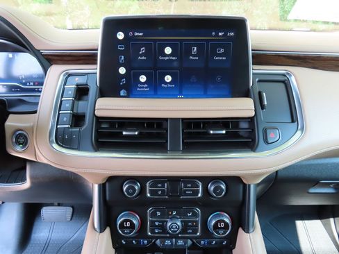 Used 2022 Chevrolet Tahoe Premier AWD/4WD image 20