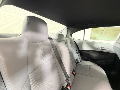 Used 2023 Toyota Corolla SE w/ Carpet Mat Package (TMS) FWD image 19