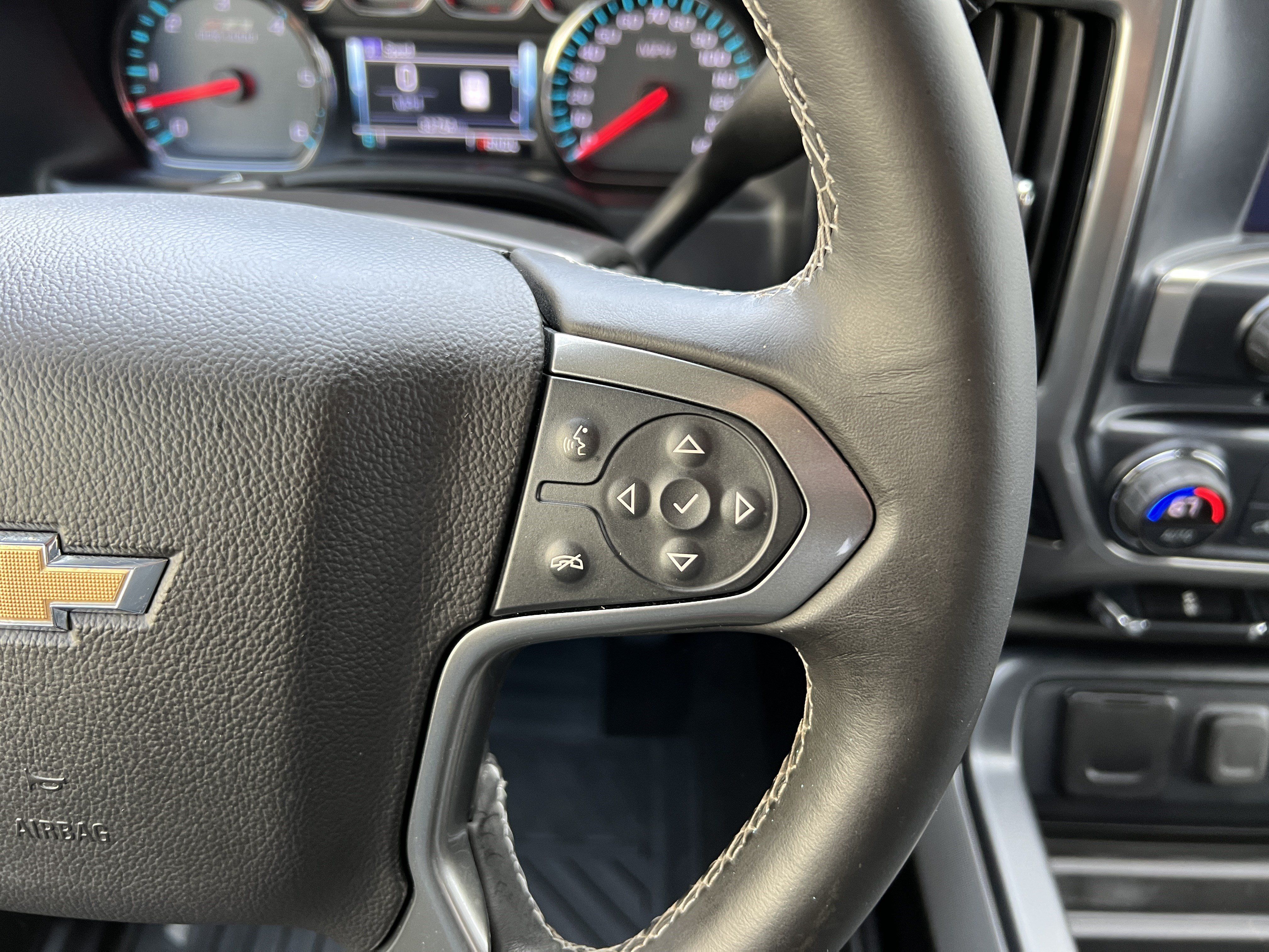 Used 2018 Chevrolet Silverado 1500 LTZ Z71 AWD/4WD image 23