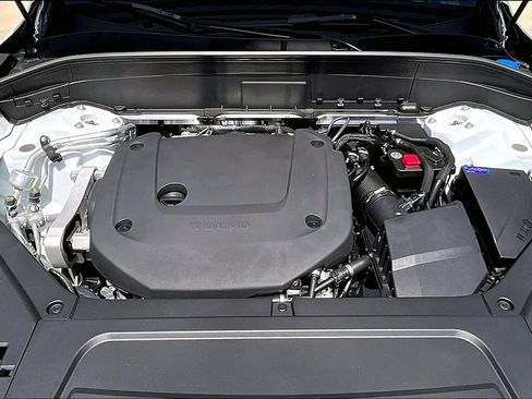 New 2026 Volvo XC90 B6 Plus w/ Protection Package Premier image 23