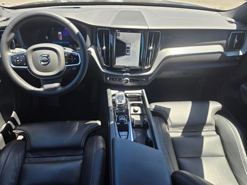 Certified 2024 Volvo XC60 T8 Ultimate w/ Protection Package Premier AWD/4WD image 18