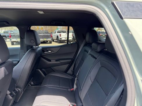 Certified 2025 Chevrolet Equinox LT w/ Convenience Package II AWD/4WD image 9