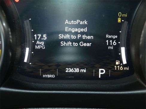 Used 2023 Jeep Wrangler Unlimited w/ Sun & Screen Package image 11