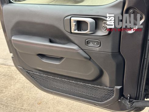 Used 2021 Jeep Wrangler Unlimited Rubicon image 25