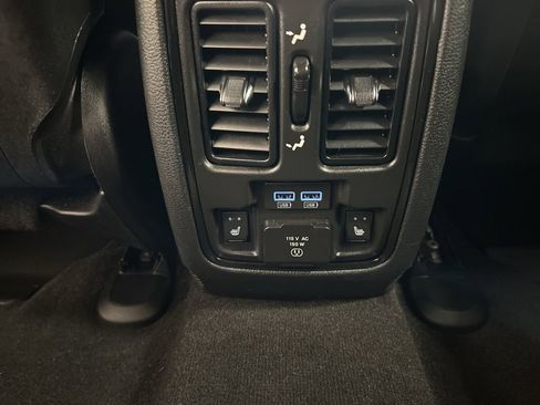 Used 2022 Dodge Durango GT AWD/4WD image 28