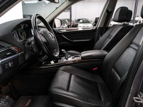 Used 2013 BMW X5 xDrive50i image 3