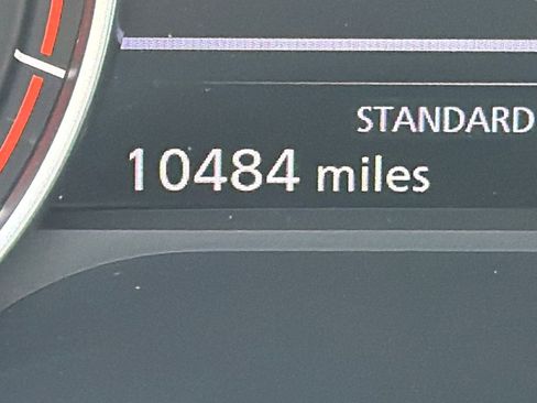 Used 2025 Nissan Rogue S image 21