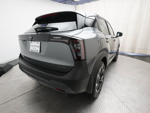 Certified 2025 Nissan Kicks SV image 13