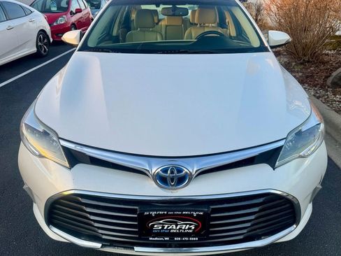 Used 2016 Toyota Avalon XLE Plus FWD image 3