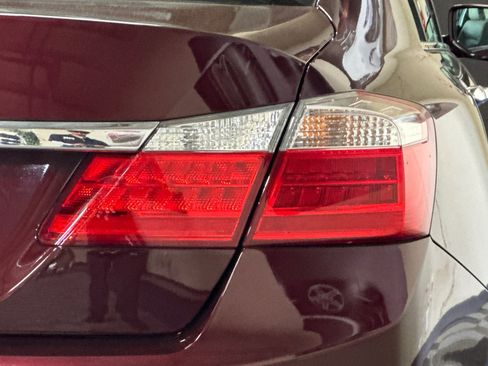 Used 2015 Honda Accord EX-L image 49