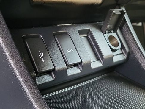 Used 2018 Honda HR-V LX image 32