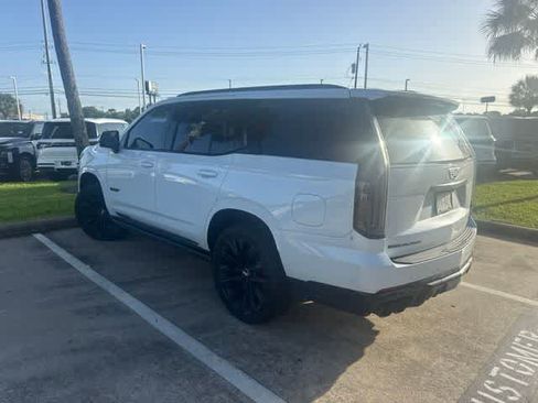 Used 2026 Cadillac Escalade V w/ LPO, ONYX Package AWD/4WD image 2
