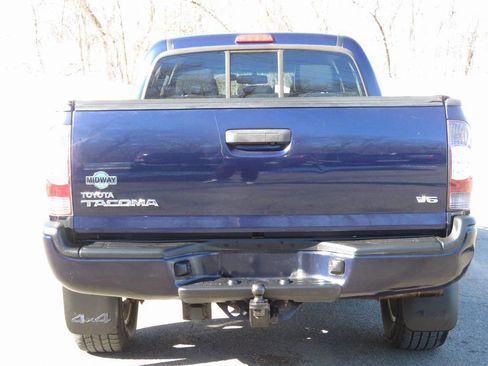 Used 2013 Toyota Tacoma 4x4 Double Cab w/ TRD Sport Pkg image 6