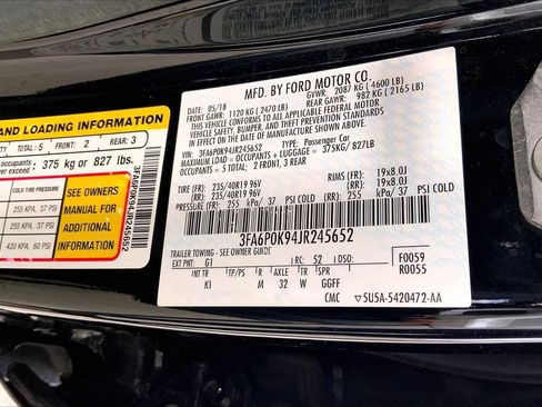 Used 2018 Ford Fusion Titanium FWD image 8