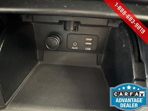 Used 2017 Subaru Outback 2.5i Premium image 17