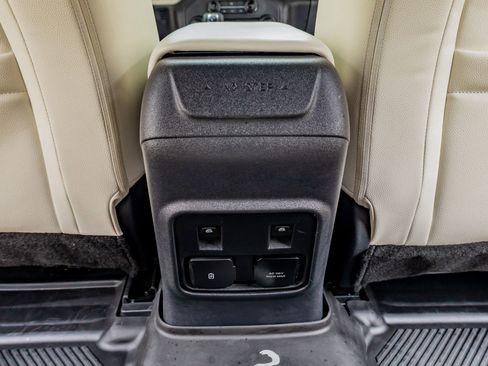 Used 2023 Ford Bronco Heritage Edition image 34